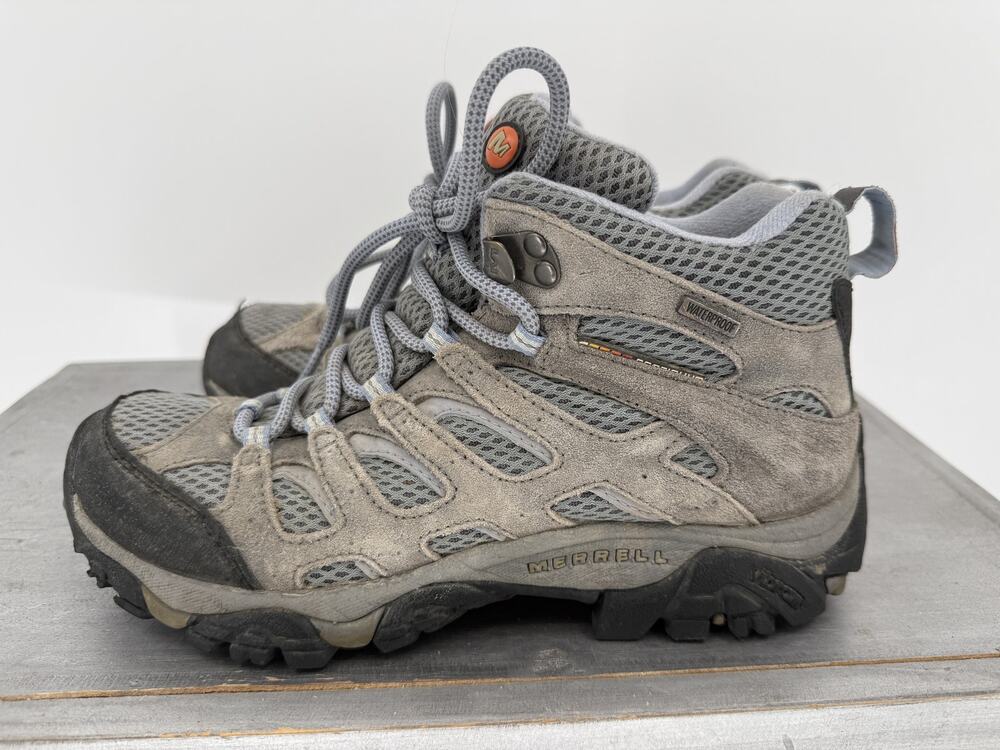 Merrell Women's Moab Mid Waterproof Hiking Boots Gray Periwinkle 7.5 Vibram